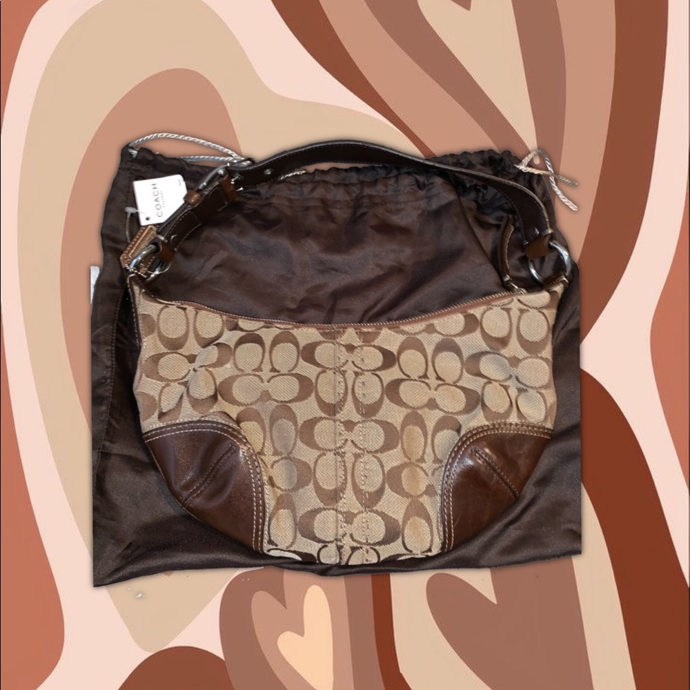 COACH Brown Hampton Vintage Shoulder Bag